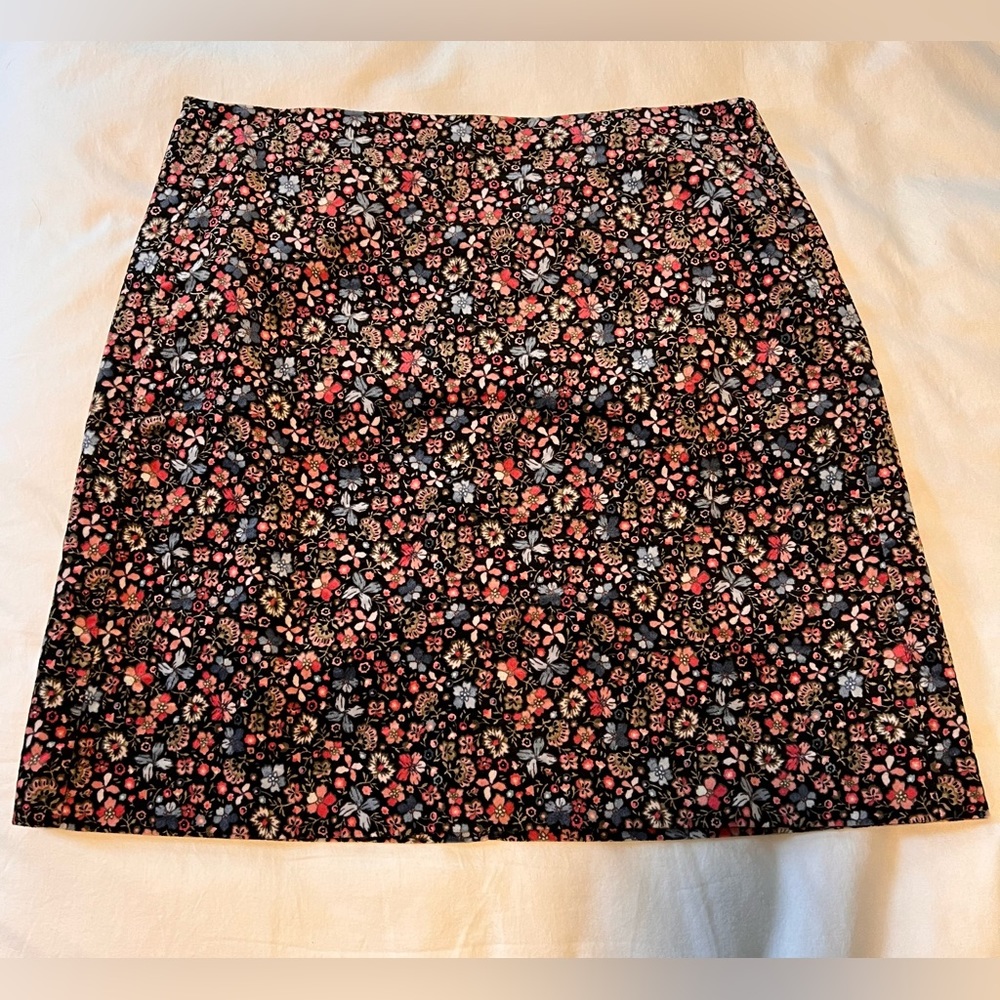 Loft velvet skirt size 4